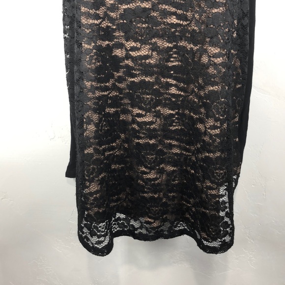 APT 9 black lace tank size large - Picture 3 of 9
